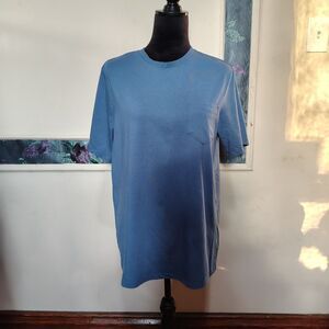Tahari T Shirt Men’s M Blue Pocket Soft Short Sleeve/T60